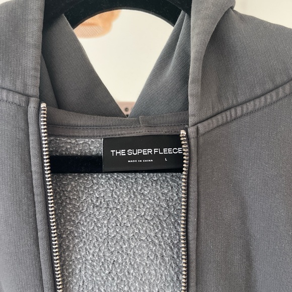 TNA super fleece zip up - Picture 3 of 4